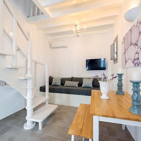 White Harmony Suites Megalochori  Eksteriør billede