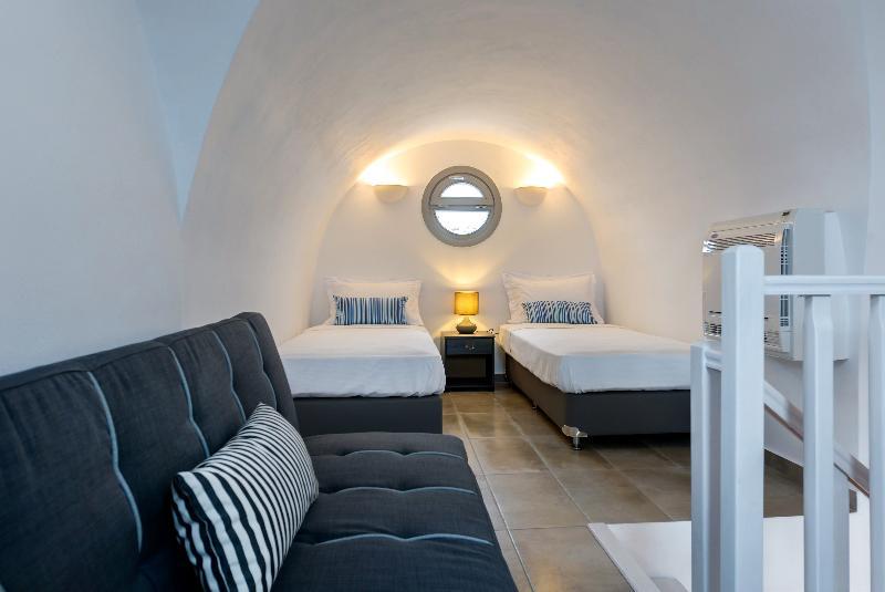 White Harmony Suites Megalochori  Eksteriør billede